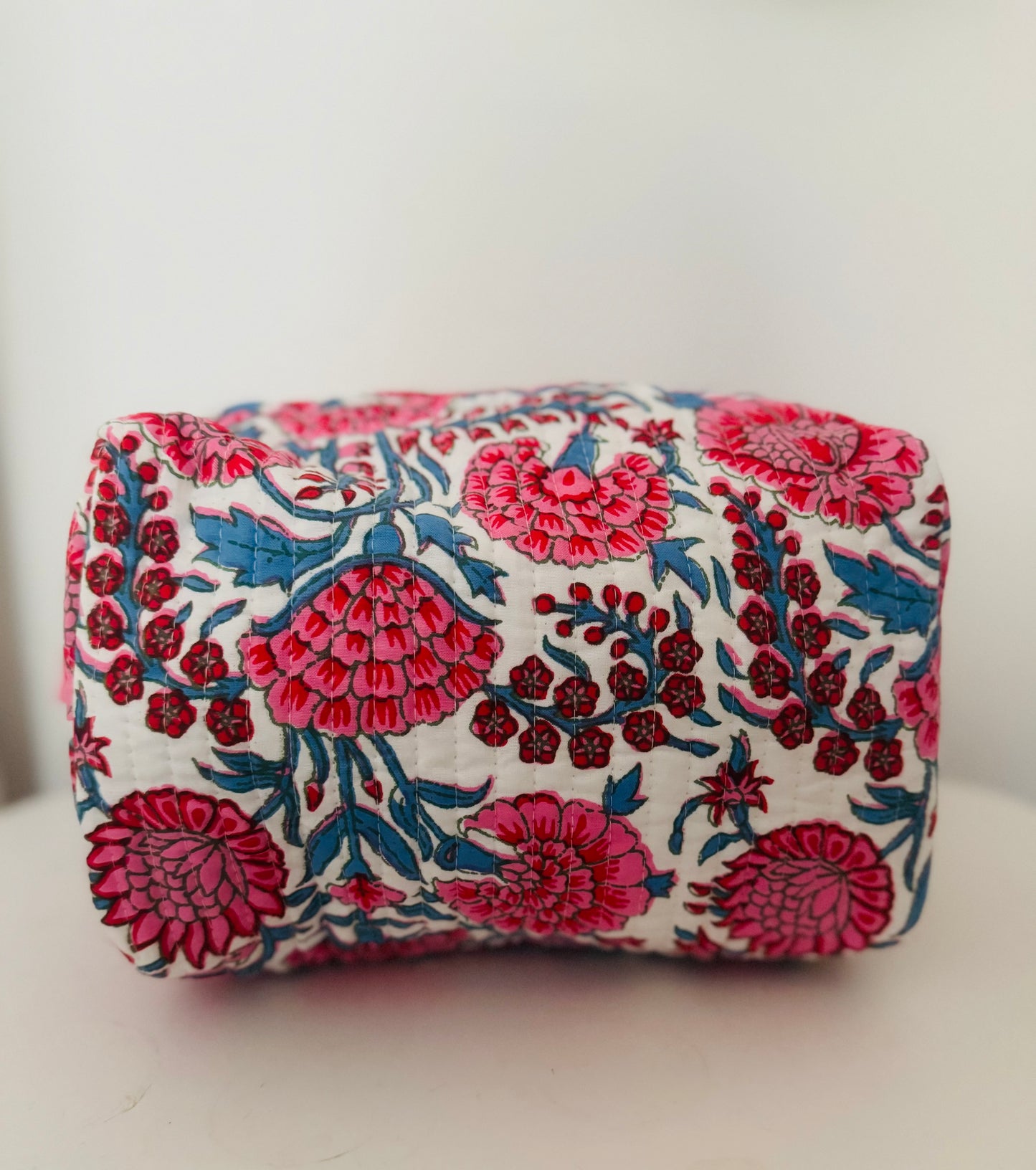 THE FLORAL PINK WASH BAG