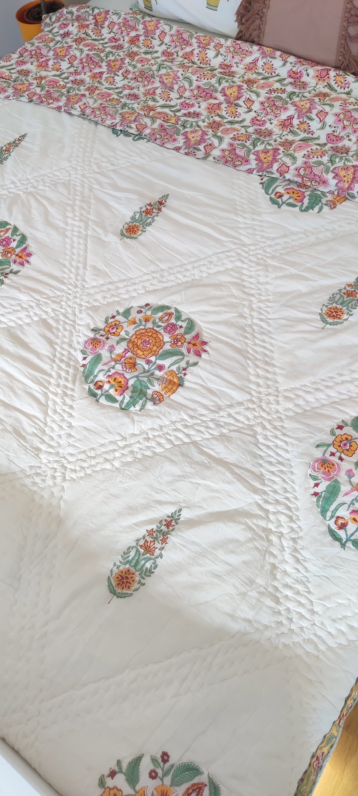 HAND BLOCK PRINT JAIPURI RAZAI/QUILT - SAFFRON