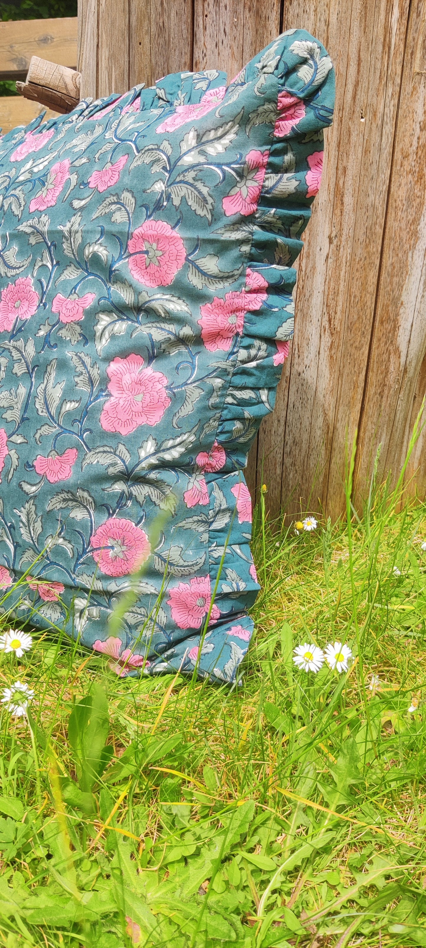 HAND BLOCK PRINTED FRILLED COTTON CUSHION COVER - GREEN AND PINK