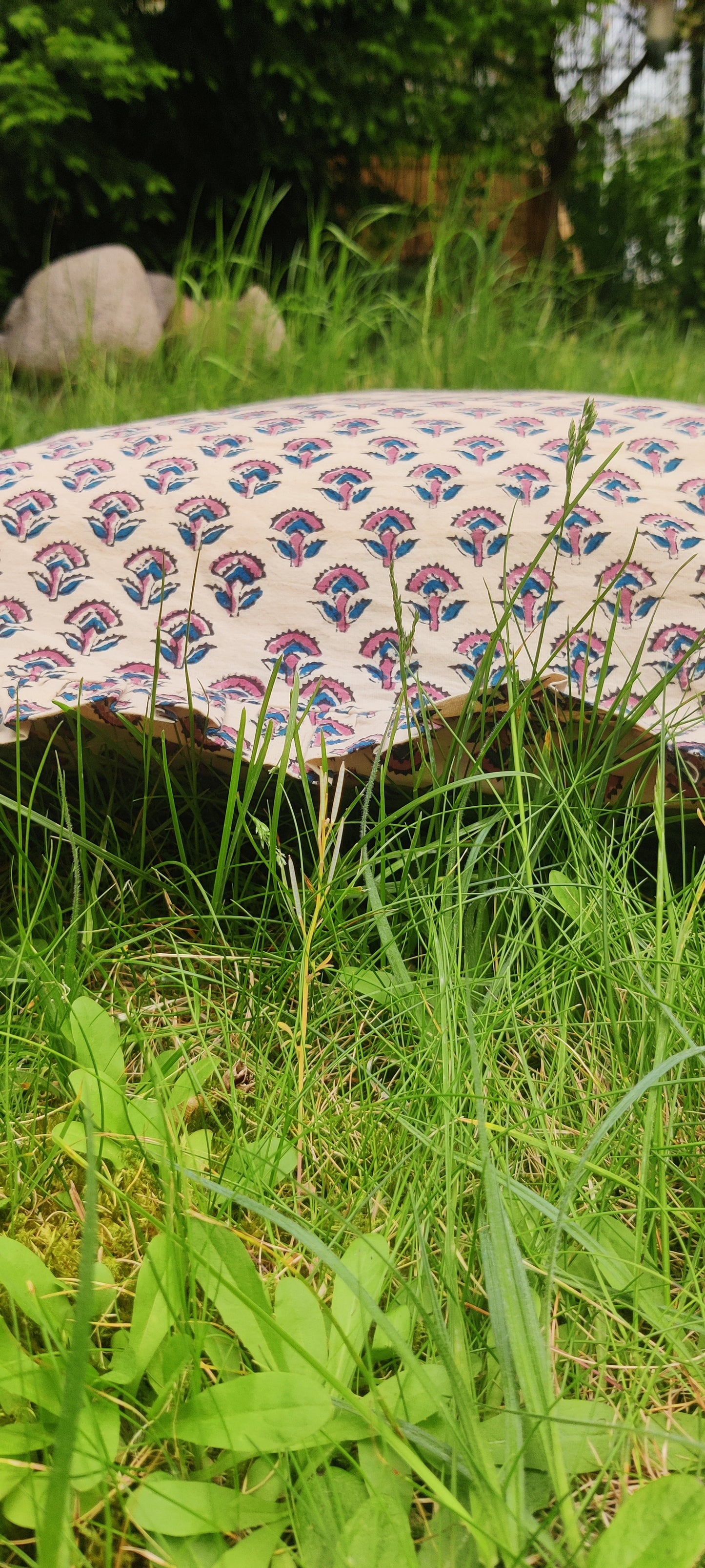 HAND BLOCK PRINTED FRILLED COTTON CUSHION COVER - PINK AND BLUE MOTIF