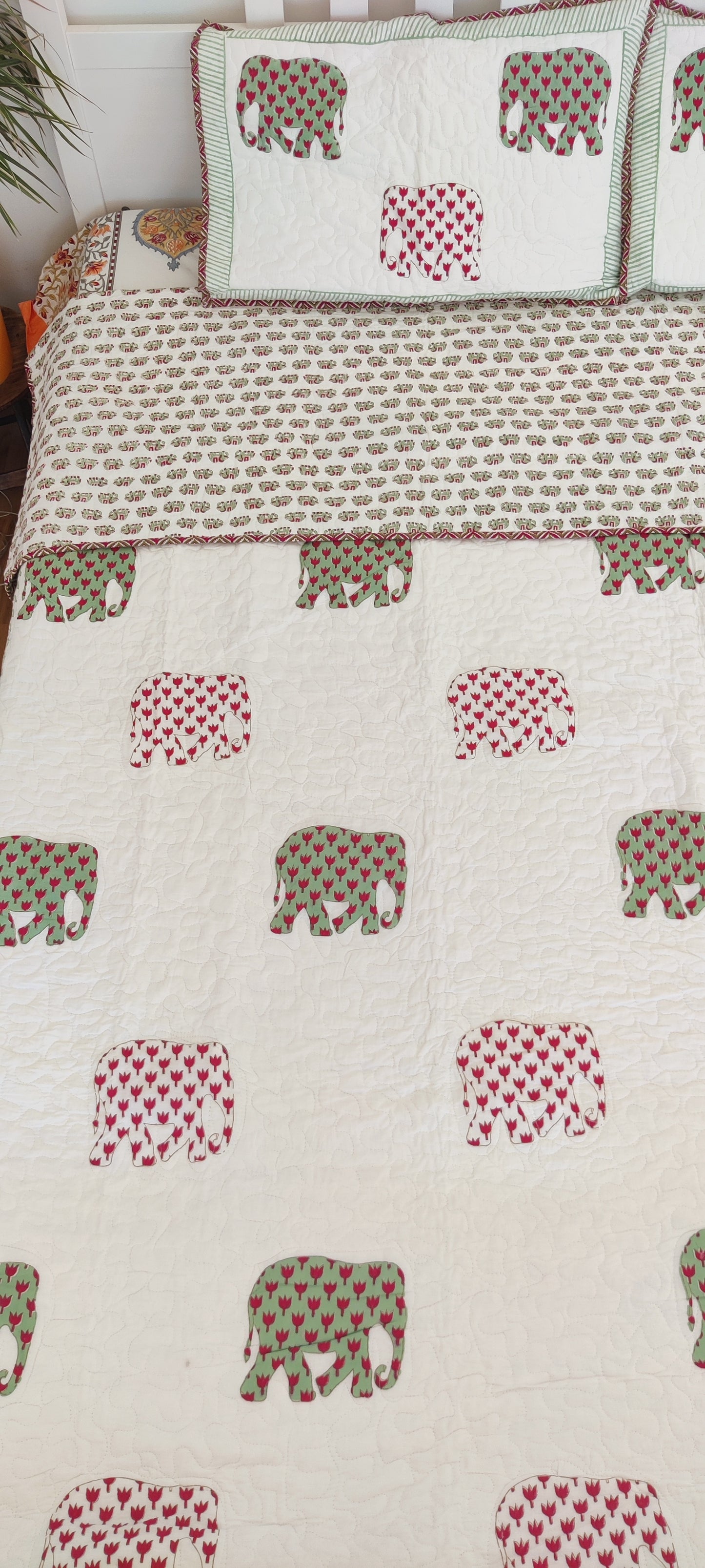 ROYAL ELEPHANT HAND BLOCK PRINT COTTON QUILT