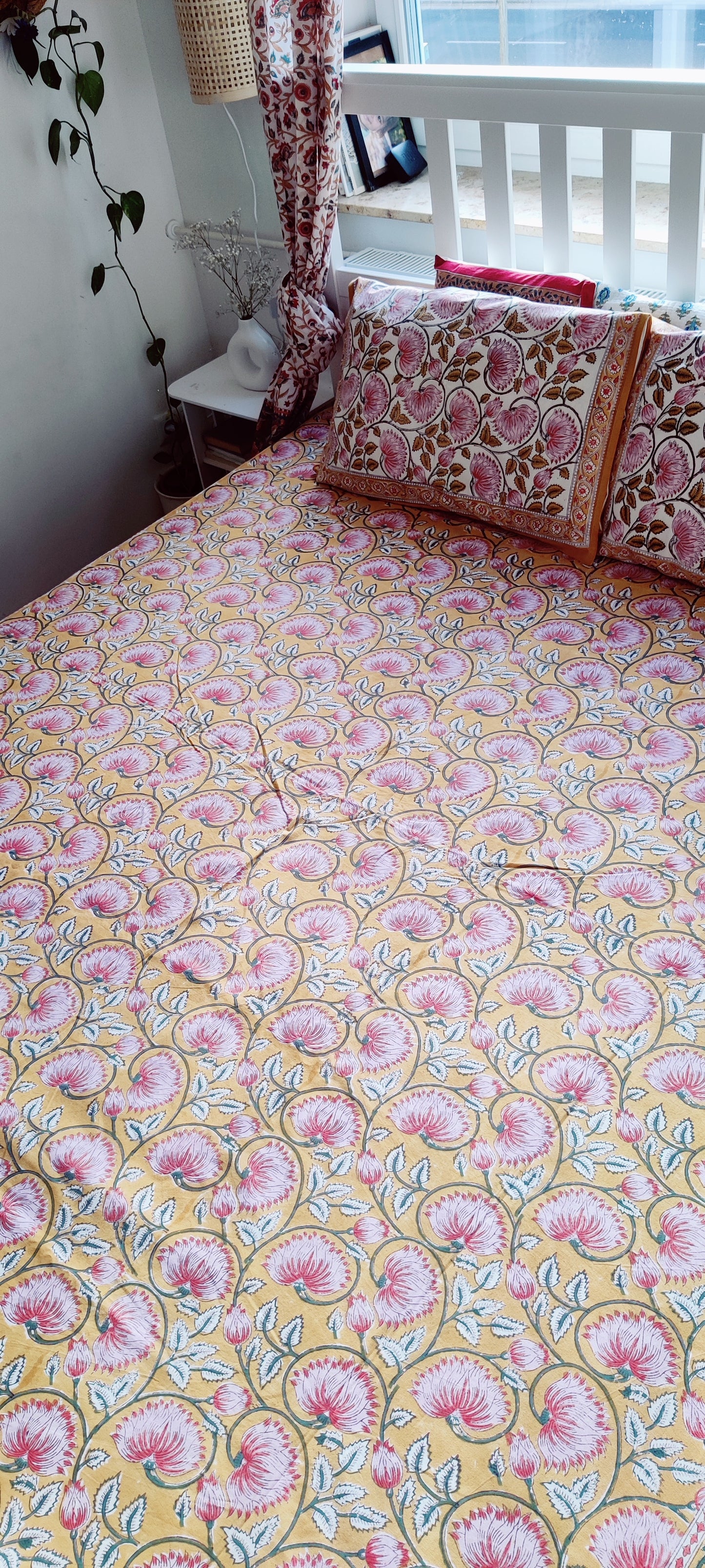 YELLOW-PINK LOTUS COTTON HAND BLOCK PRINT FLAT SHEET