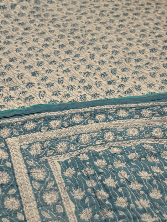 HAND BLOCK PRINT JAIPURI RAZAI/ QUILT - WHITE AND TURQUOISE LOTUS